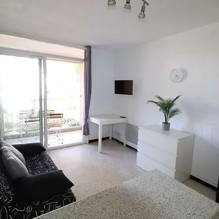 Avec Balcon Et Parking A - Fr-1-307-275 라그랑모트